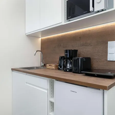 Przytulne Z Balkonem Blisko Plazy By Renters Appartamento *