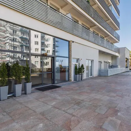 Przytulne Z Balkonem Blisko Plazy By Renters Appartamento